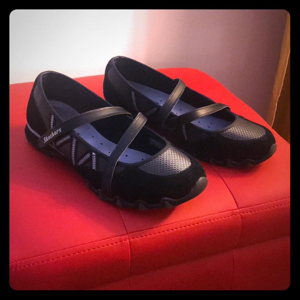 Cute sketchers flats!